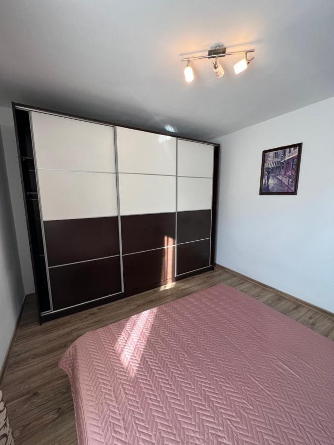 Nordic Sunny Apartment Suceava Esterno foto